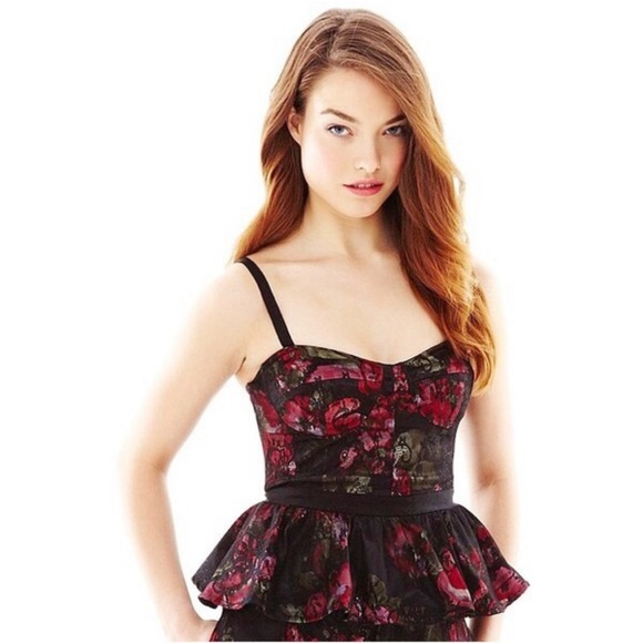 🥀 Pearl by Georgina Chapman of Marchesa Black Red Floral Lace Bustier Top | 2 - Picture 8 of 14